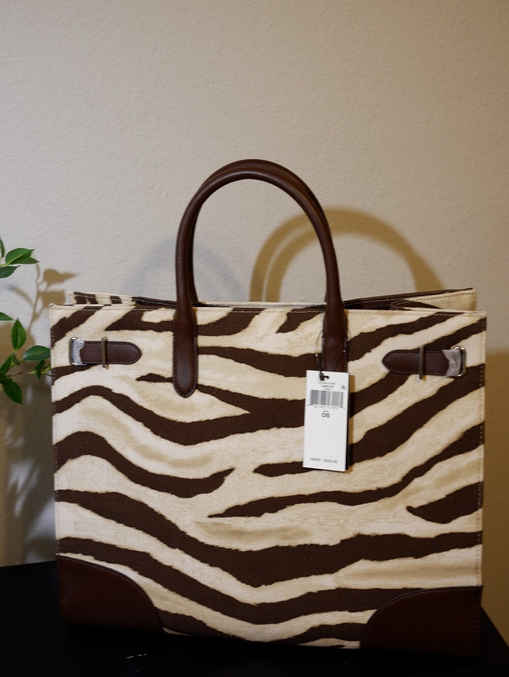 NWT Lauren Ralph Lauren Zebra-Print Canvas Extra Large Devyn Tote Bag MSRP $350! - Picture 2 of 8